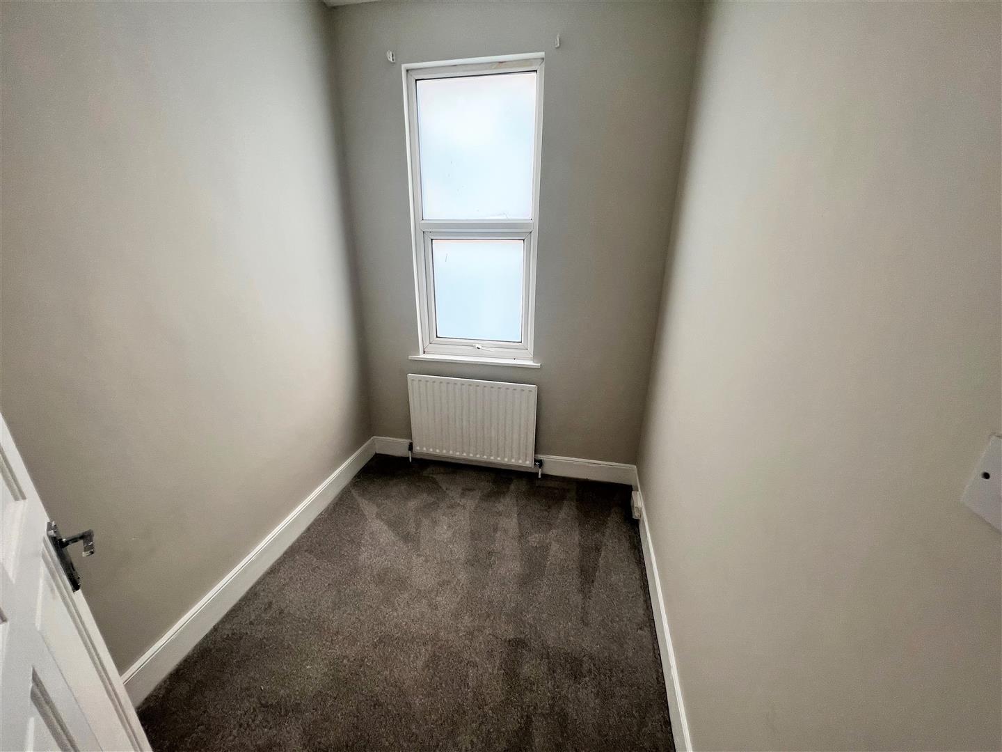 Bedroom 3.jpg